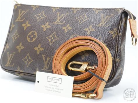 m51980 louis vuitton|Louis Vuitton mini pochette price.